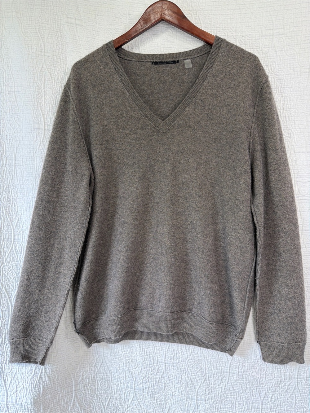 Brazeau Tricot 100 Cashmere V Neck Sweater Gray Size 3 Casual Luxury Old Money